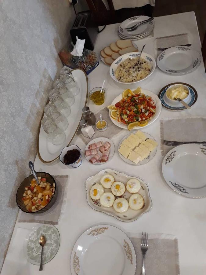 Guest House Merci Tbilisi ภายนอก รูปภาพ
